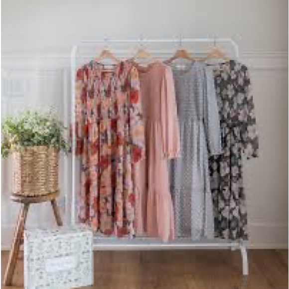 The Grace Midi Dress - Misty Rose - Jillian Harris size L - Picture 2 of 3